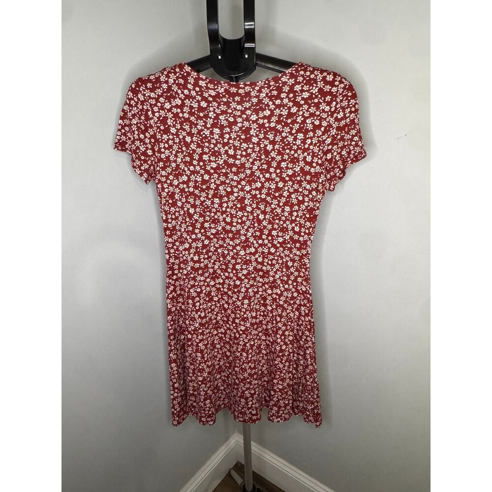 Lefties Women’s Floral Button Front Dress Short Sleeve Burgundy Size Medium